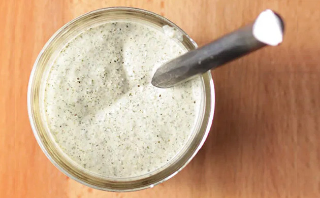 Отвар из семян конопли Стакан с отвар из семян конопли